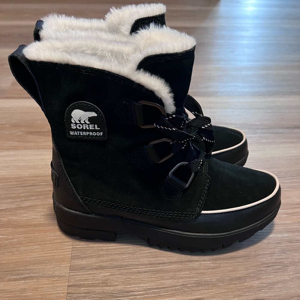 SOREL snow boots